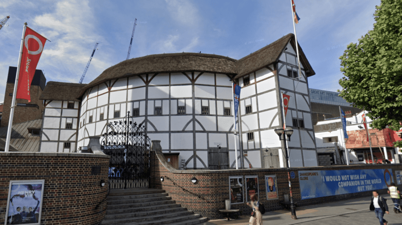 Shakespeare's Globe has made its first surplus since the Covid-19 pandemic.