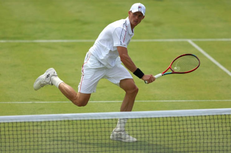 Briton Billy Harris will tomorrow take on Valentin Vacherot for a place in the French Open main draw after his astonishing run continued yesterday.