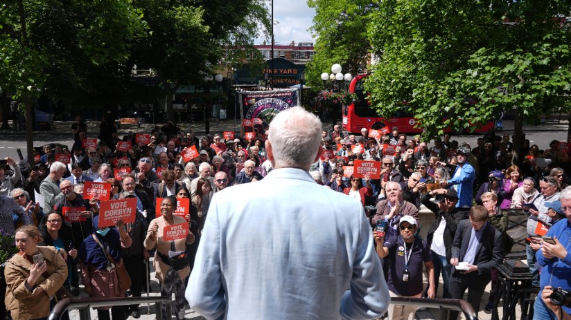Jeremy Corbyn has said Keir Starmer should stop “dissing the past” and claimed he would only offer support to a Labour government when it “does something good”. Photo: PA