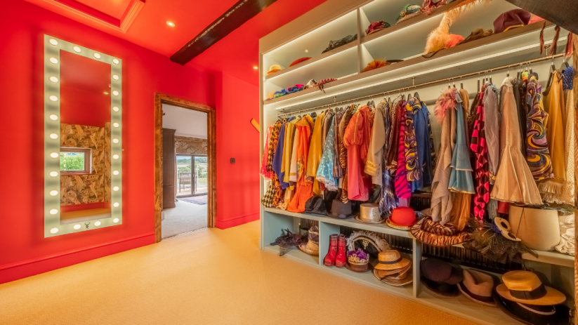 Raiding the dress up shelves... fancy dress at Knotting Hill Farmhouse