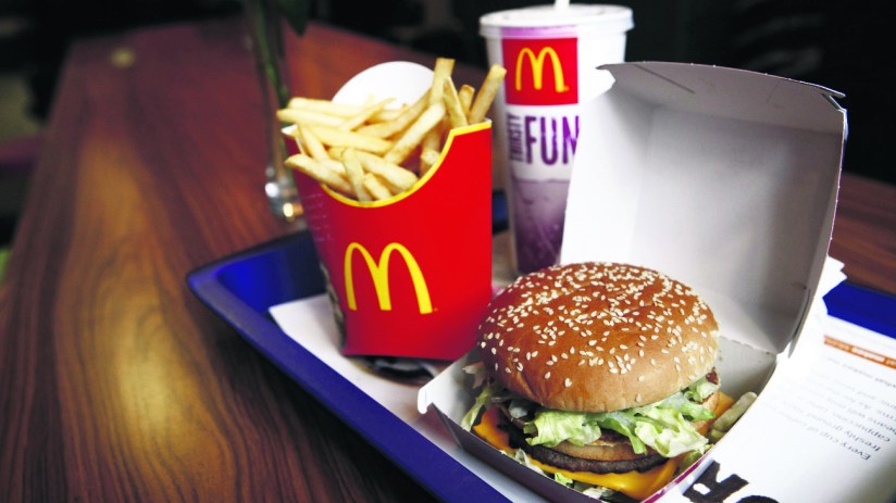 McDonalds posts first drop in earnings since 2020.