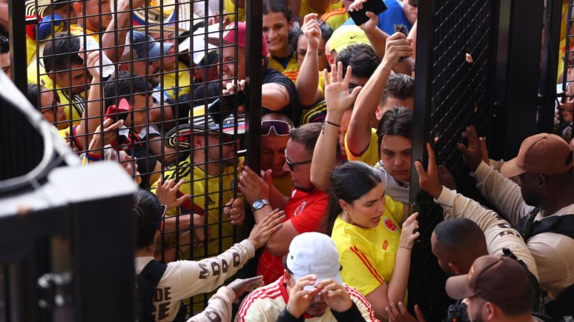 Fans were crushed while trying to enter the Copa America final at Miami's Hard Rock Stadium, which will host 2026 World Cup games