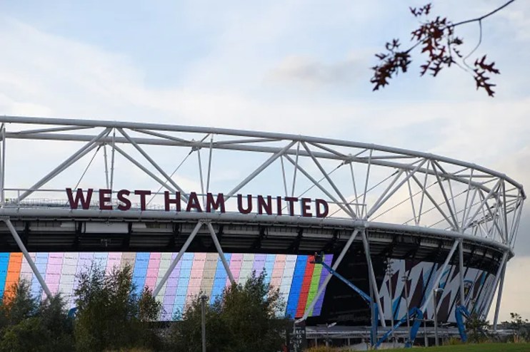 Sadiq Khan says he does not want to sell the London Stadium, which is leased by West Ham