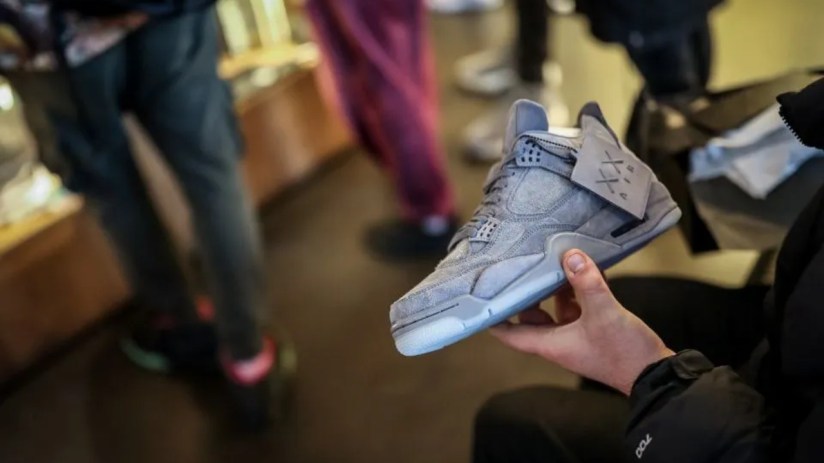 Shoe Zone has lowered its profit forecast