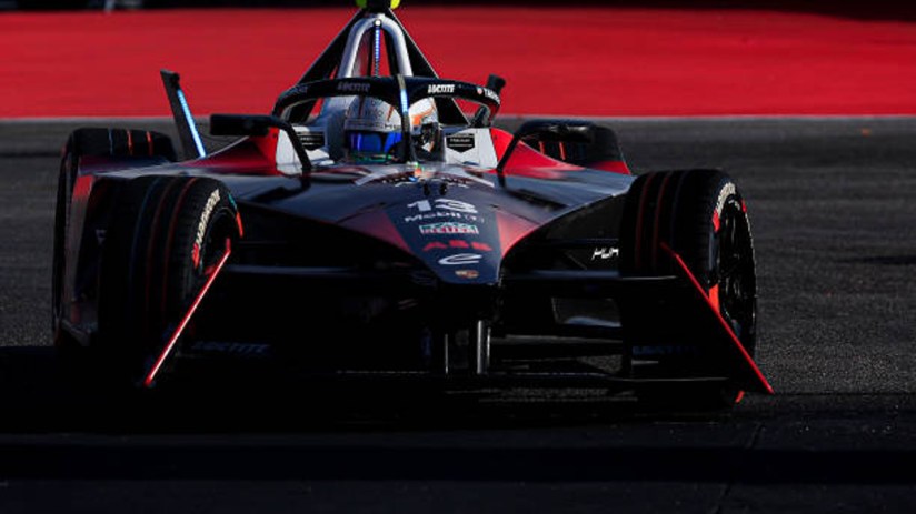 Antonio Felix da Costa could complete a sensational surge to the Formula E title in the season finale in London after winning both races in Portland at the weekend.