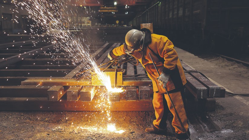 No10 has declined to rule out future Chinese involvement in steel making, amid a race to keep the British Steel furnaces alight in Scunthorpe.