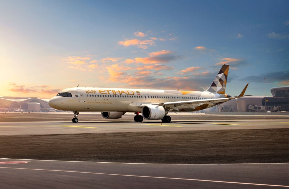 Some 8.7m passengers flew with the UAE flag carrier over the first half, as it hauled in around £2.5bn in revenue.