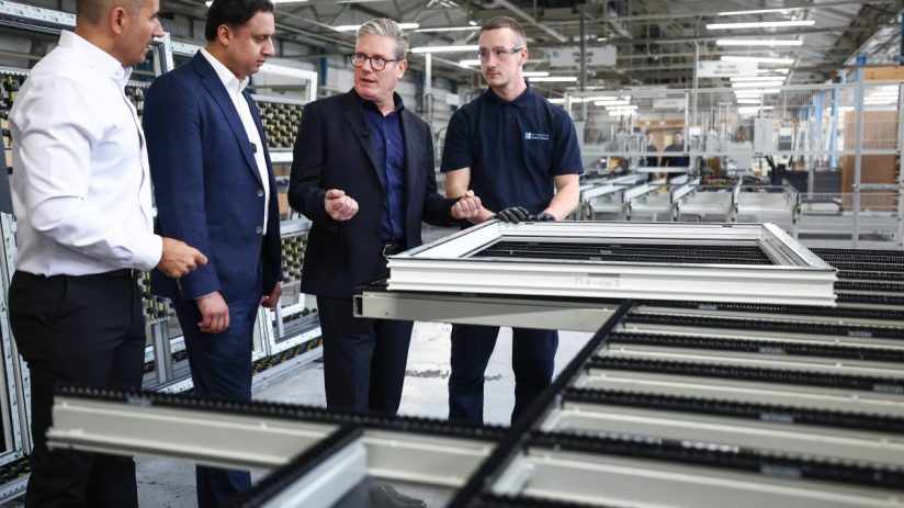 Active job postings grew by 3.3 per cent compared to the month before as London saw the second highest increase across the country. (Photo by Jeff J Mitchell/Getty Images)