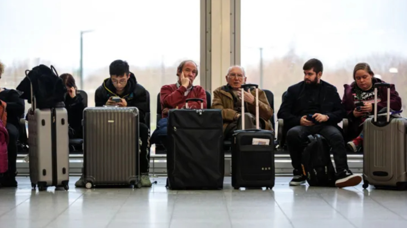 Flight Centre has recorded a record profit after a pick-up in corporate travel