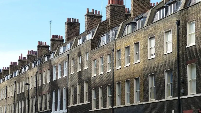 House prices fell by 0.5 per cent in March