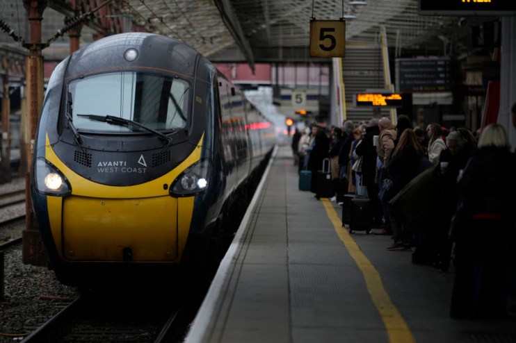 The new rail line between the Midlands and North West could be delivered at a fraction of the cost of HS2, according to a new report.