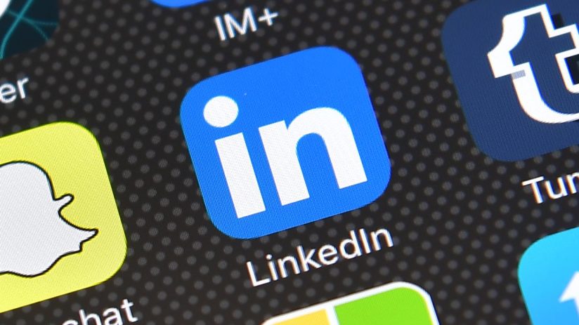 LONDON, ENGLAND - AUGUST 03: The LinkedIn app logo is displayed on an iPhone on August 3, 2016 in London, England. (Photo by Carl Court/Getty Images)