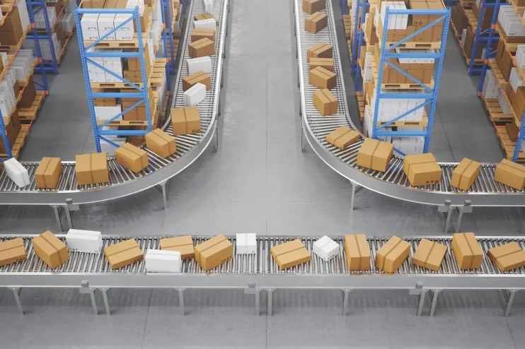 From 21 April, shipments worth more than $800 (£603) to US consumers from "any origin" will be temporarily suspended.
