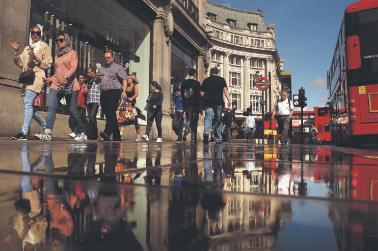 Three in five Brits believe the UK economy is worsening, a new poll ran by KPMG has shown.