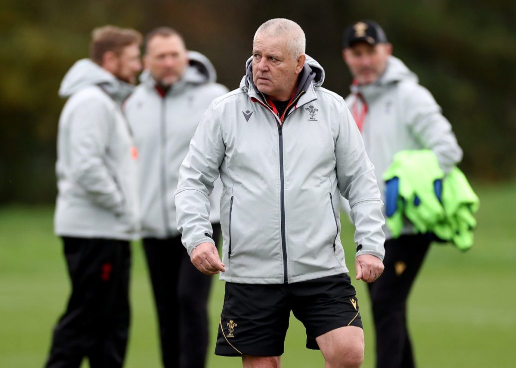 England may be on a bad run, but Wales are looking as if they're looking into a deep abyss. Ollie Phillips writes that sacking Gatland, however, is not the answer.