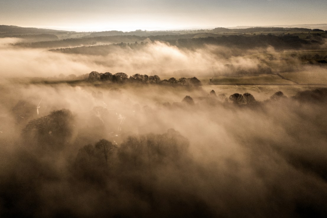 Fog which has caused disruption to flights at some of the UK’s busiest airports will persist into the weekend, forecasters have said.