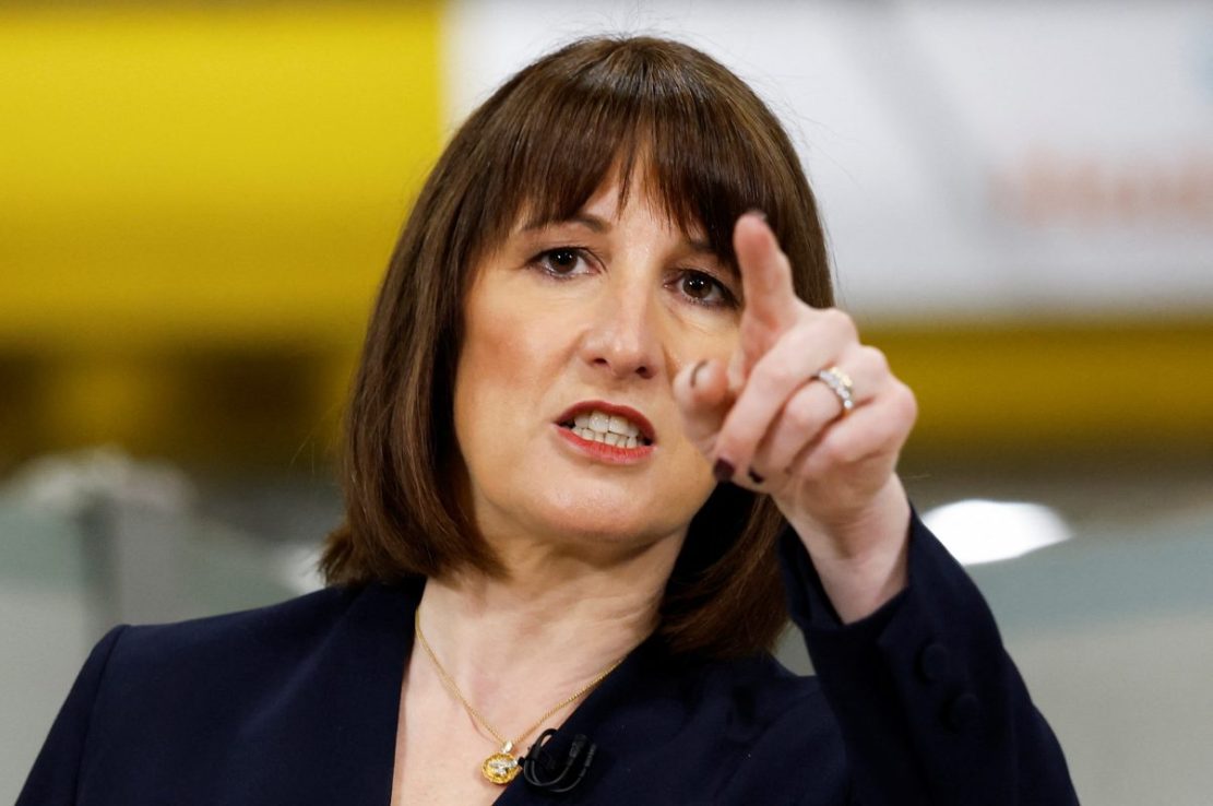 Chancellor Rachel Reeves gives a speech on economic growth at Siemens Healthineers, in Eynsham, Oxford. Peter Cziborra/PA Wire