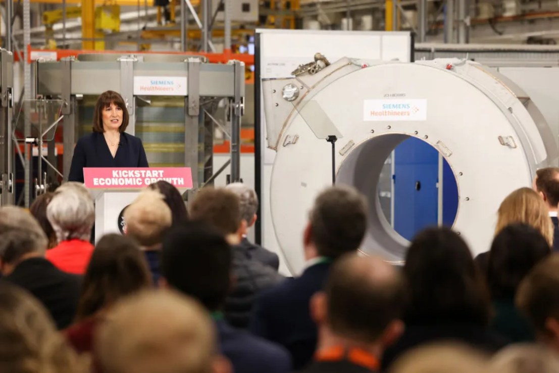 Rachel Reeves, UK chancellor the exchequer, speaking at the Siemens Healthineers factory near Oxford today Photographer: Chris Ratcliffe/Bloomberg via Getty Images
