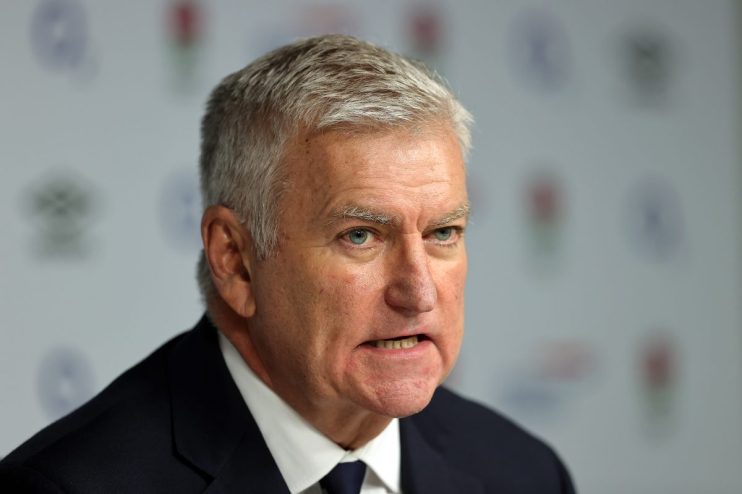 England Rugby’s CEO Bill Sweeney should get a hefty pay package, but only if the numbers add up. They don’t, so he shouldn’t.