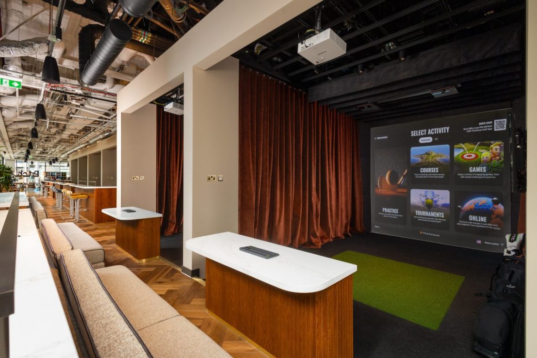 City golf favourite Pitch has expended its footprint in the capital with a flagship Pitch Wharf venue near the Isle of Dogs.