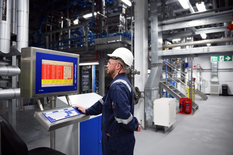 The note comes amid a plunge in the FTSE 100 on Thursday morning following the announcement of a flat 10 per cent tariff on all UK exports. (Photo by Andy Buchanan - WPA Pool /Getty Images)