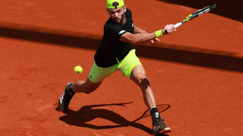 Jacob Fearnley's Madrid Open match was hit by the power outage affecting Spain